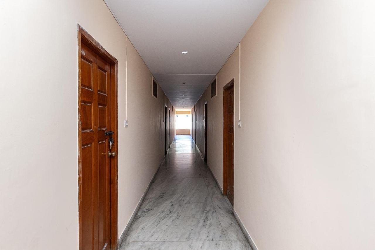 Oyo 38559 Ramana Residency Tiruvannāmalai Exterior photo